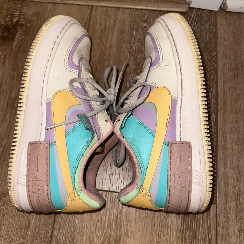 NIKE WOMENS Air Force 1’s shadow ‘pale ivory’